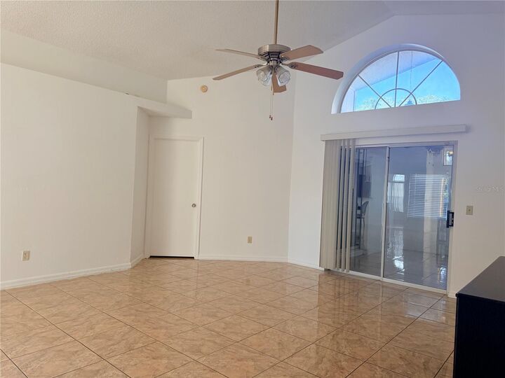Property Photo:  1025 Brynlor Lane  FL 32818 