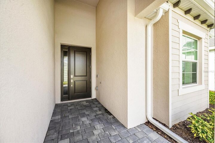Property Photo:  17617 Santorini Court  FL 34293 