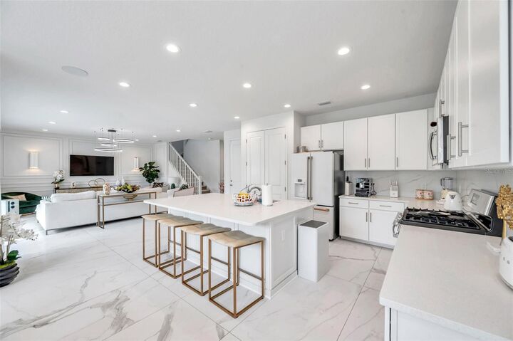 Property Photo: 32203 Mahogany Drive FL 33543