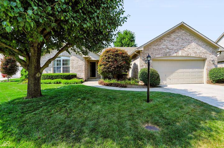 Property Photo:  8128 Meadow Bend Drive  IN 46259 