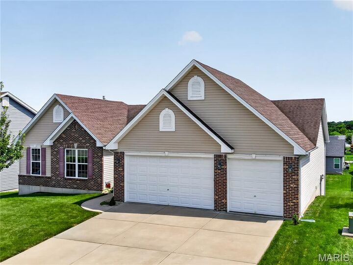 Property Photo: 132 Riverdale Woods Circle MO 63366