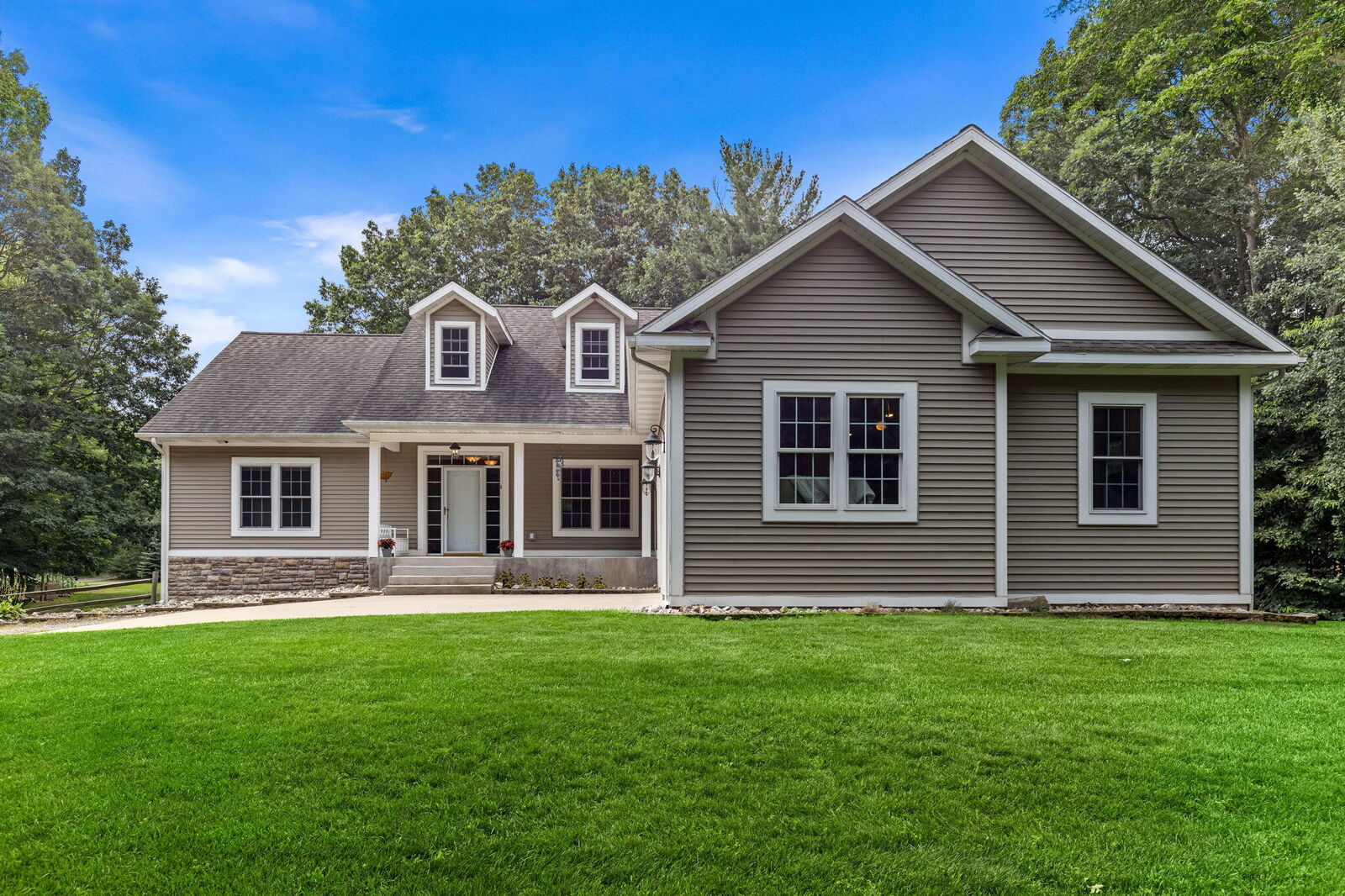 Property Photo: 11981 Morel Road MI 49417
