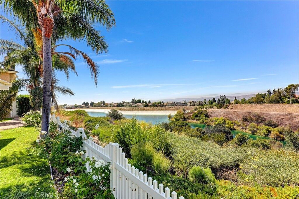Property Photo:  904 S Ridgecrest Circle  CA 92807 