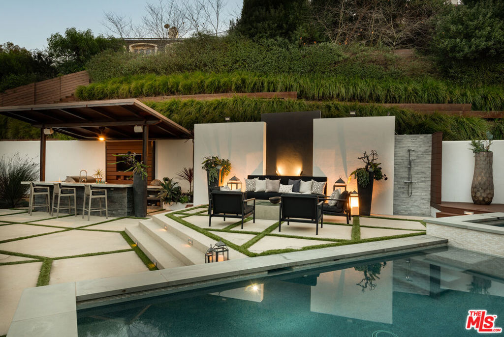 Property Photo:  12047 Summit Circle  CA 90210 