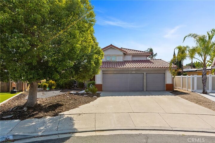Property Photo:  25020 Corte Viena  CA 92563 
