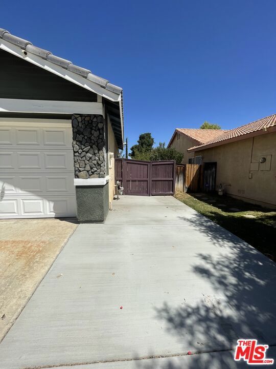 Property Photo: 2611 Gemstone Avenue CA 93551