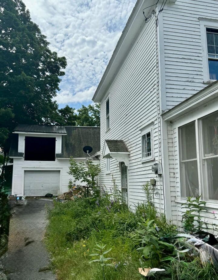 Property Photo: 12 Albert Street ME 04463