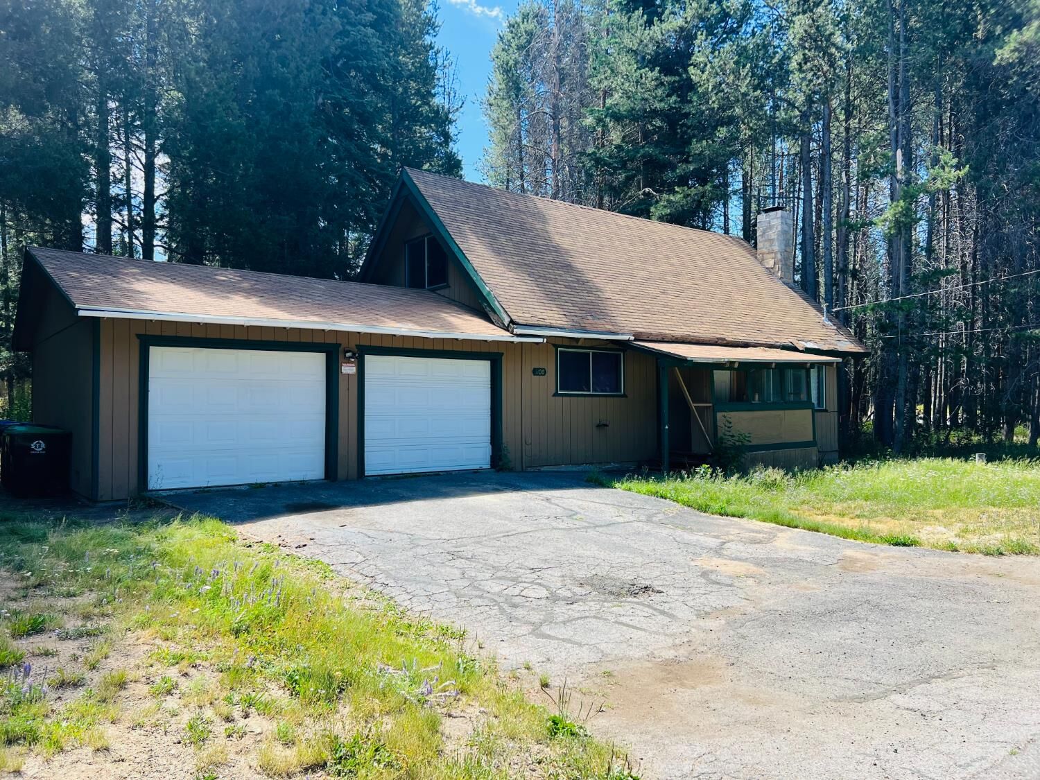 Property Photo: 1100 E San Bernardino Avenue CA 96150
