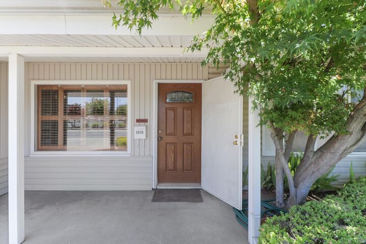 Property Photo: 2525 Darwin Street CA 95821