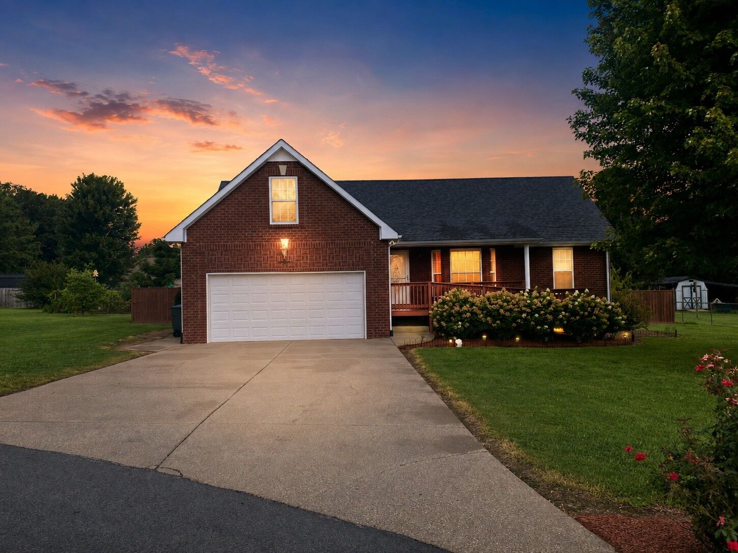 Property Photo: 106 Teton Ct TN 37148