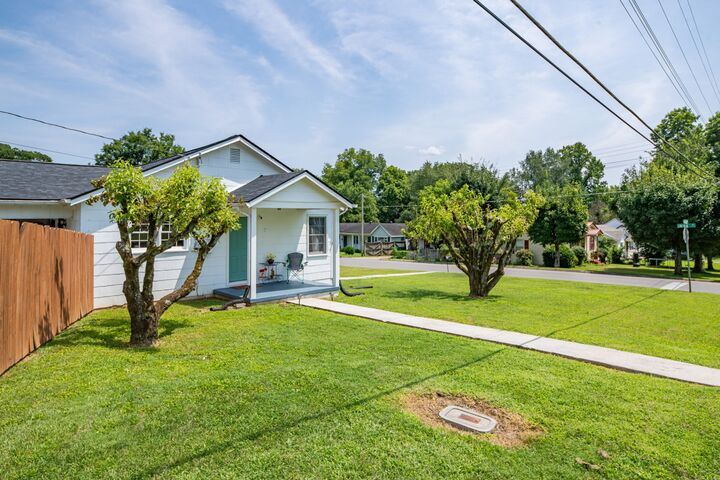 Property Photo: 504 Lincoln St TN 38478