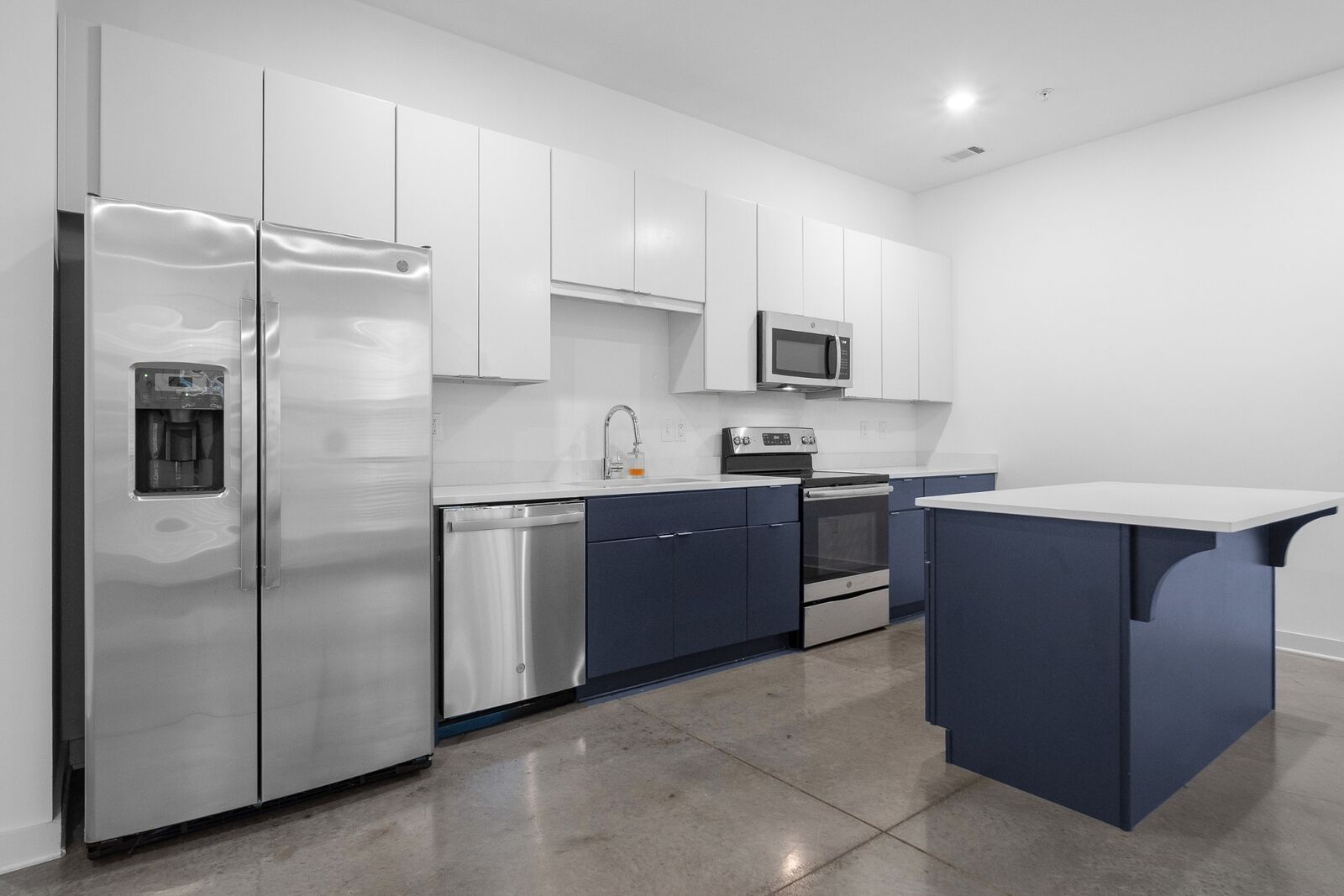 Property Photo:  415 Merritt Ave  TN 37203 