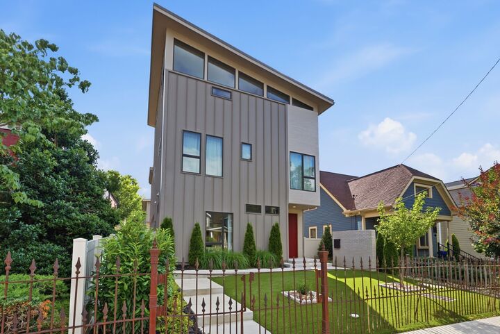 Property Photo:  1603 5th Ave N  TN 37208 