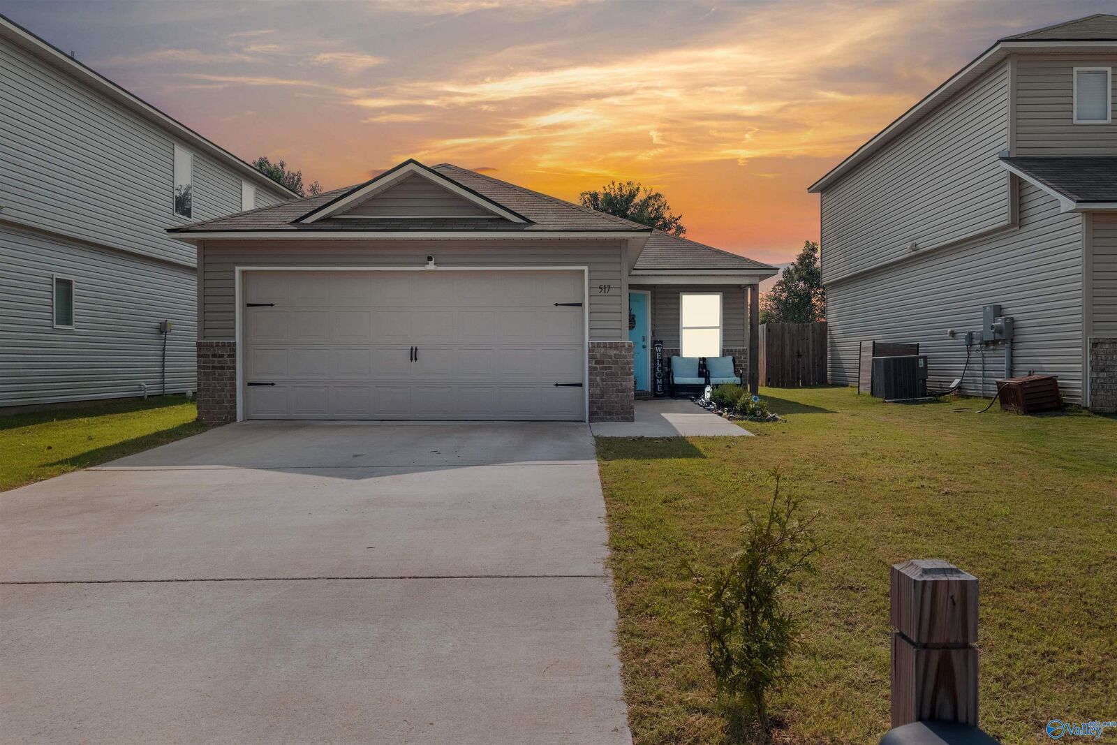 Property Photo: 517 Savannah Street AL 35120