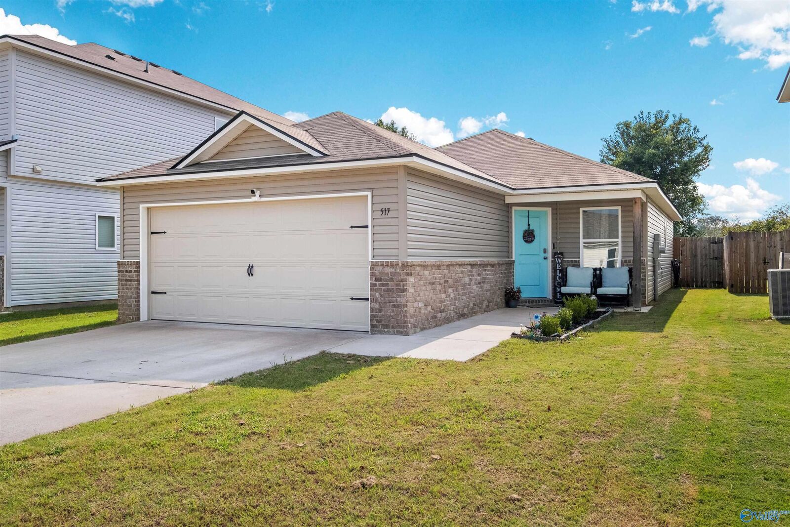 Property Photo: 517 Savannah Street AL 35120