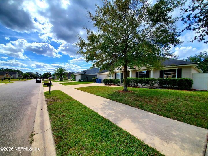 Property Photo:  13988 Fish Eagle Drive E  FL 32226 
