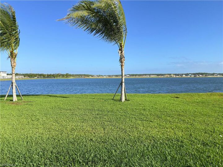 Property Photo: 9077 Wisteria Way FL 34114