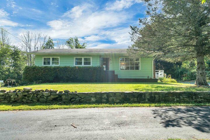 Property Photo: 15 Tuttle Lane NH 03840