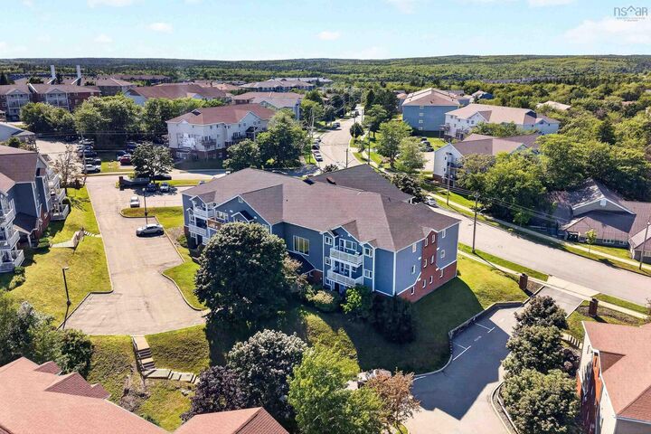 Property Photo:  102 126 Farnham Gate Road  NS B3M 3Z9 