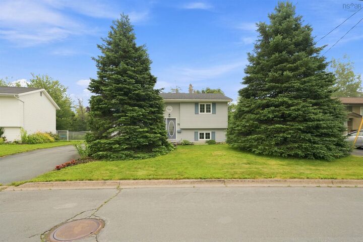 Property Photo:  73 Briarwood Drive  NS B3G 1B9 