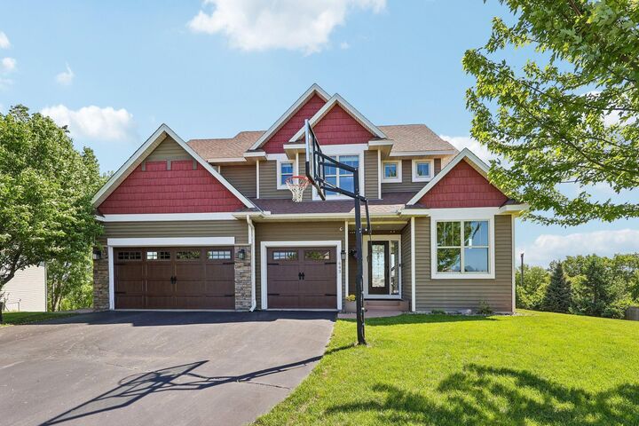 Property Photo: 643 Parkside Court MN 55123