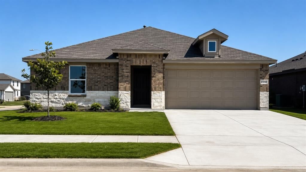 Property Photo: 2240 Bakersfield Drive TX 76036