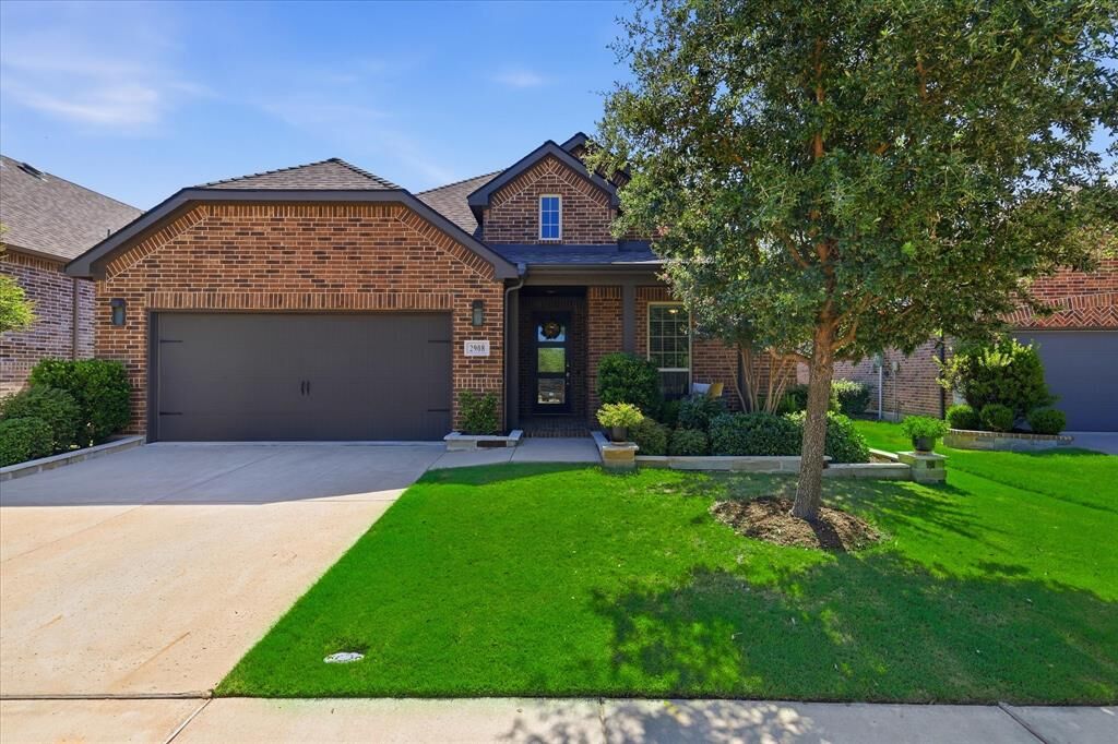 Property Photo: 2908 Winding Ridge Court TX 75068
