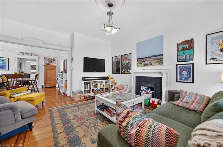Property Photo:  148 Markland Street  ON L8P 2K5 