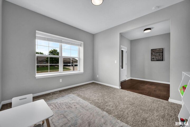 Property Photo: 10329 N Heron Road IL 61525