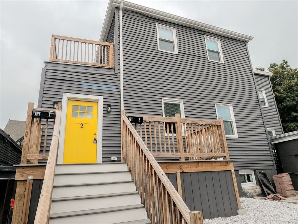 Property Photo:  2 Sunnyside St. 1  MA 02130 