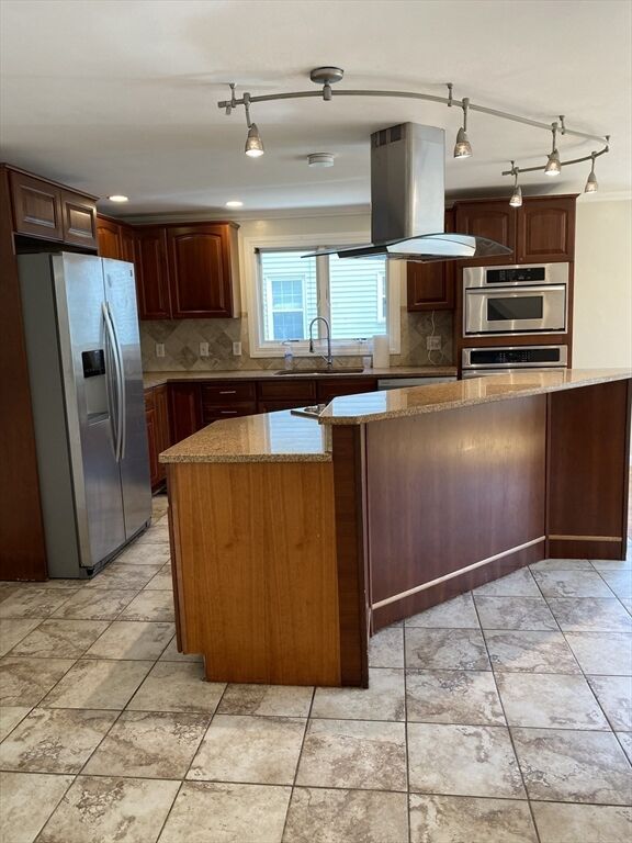 Property Photo: 167 Summer 1 MA 02474
