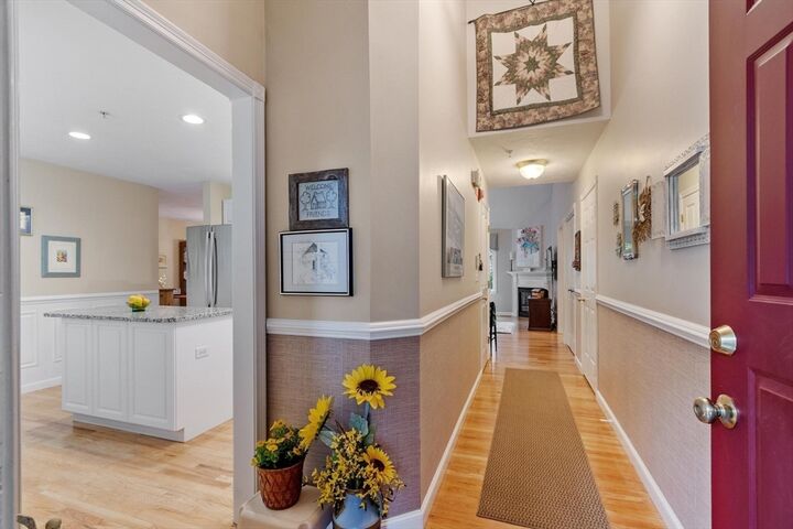 Property Photo:  7 Whispering Brook 7  MA 01752 