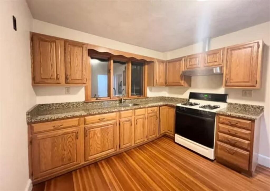 Property Photo: 382 Beale St 2 MA 02169