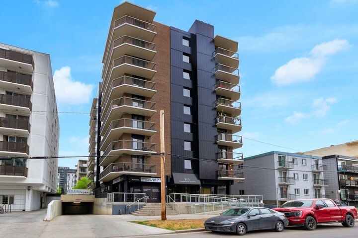 Property Photo:  215 14 Avenue SW 602  AB T2R 0M2 