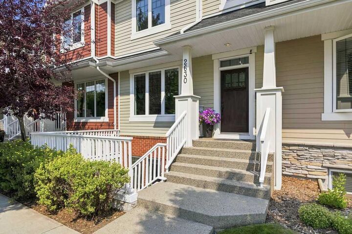 Property Photo:  2630 McLean Avenue SW  AB T3E 1V2 