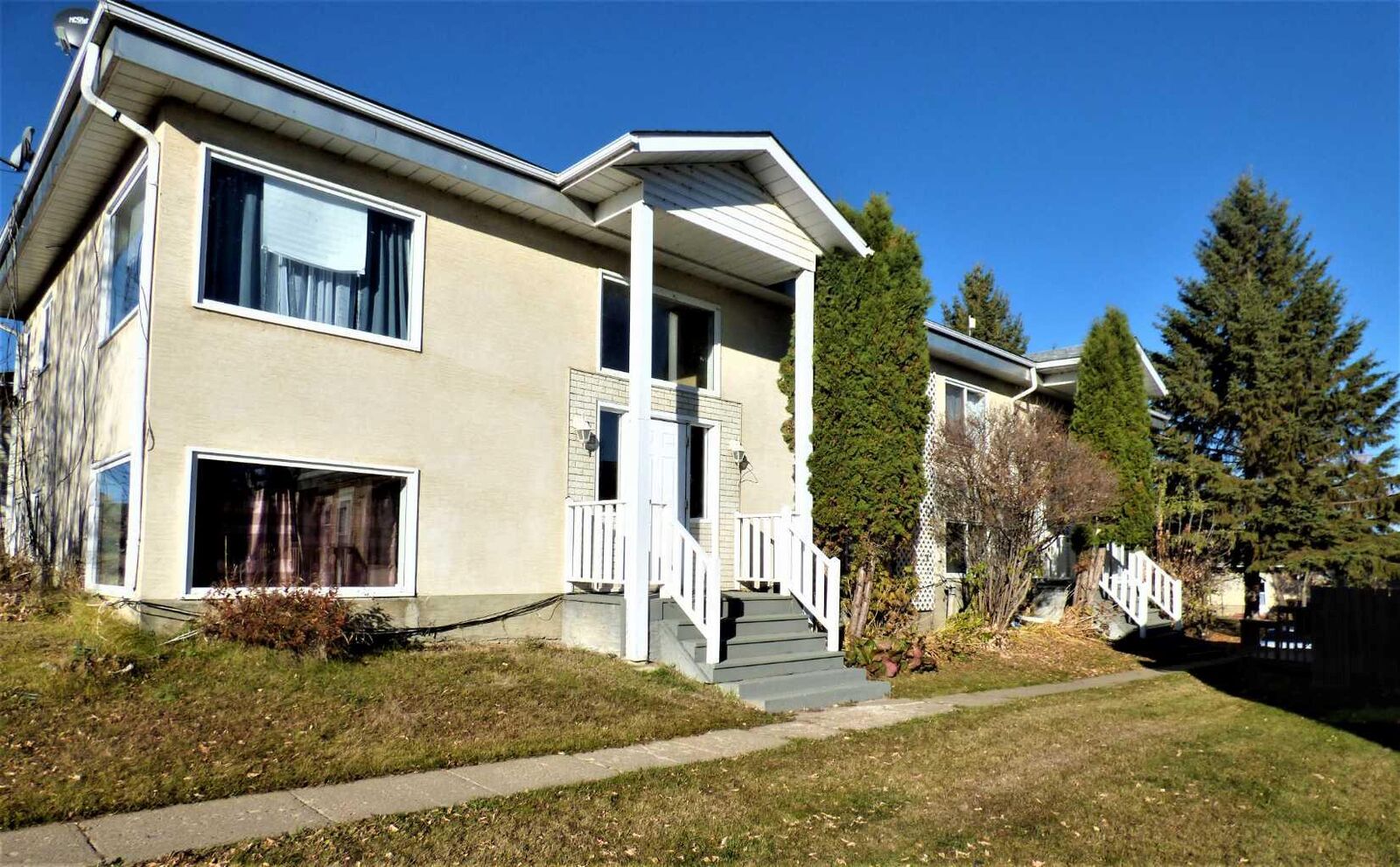 Property Photo: 10322 104 Avenue AB T0A 2C0