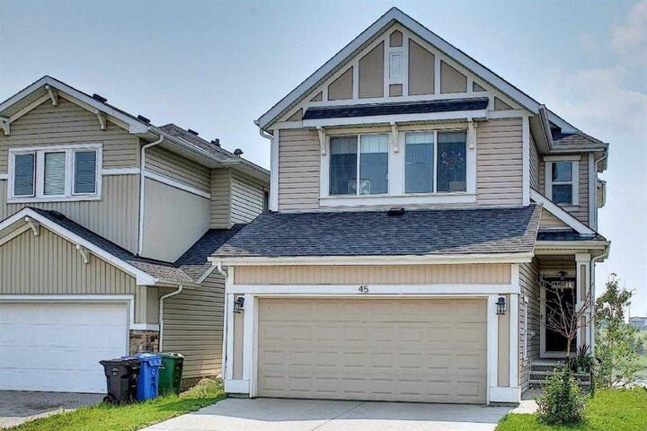 45 Redstone Drive NE — photo 1