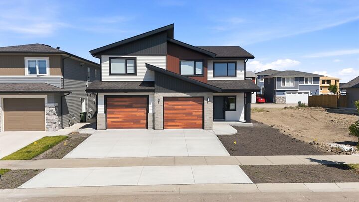 Property Photo: 20 Toye Street AB T4P 0Y5