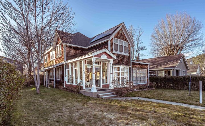 Property Photo:  135 Railway Avenue  CA 95971-9664 