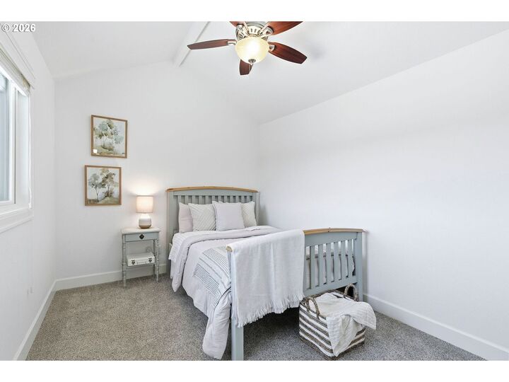 Property Photo: 20122 NE Interlachen Ln OR 97024