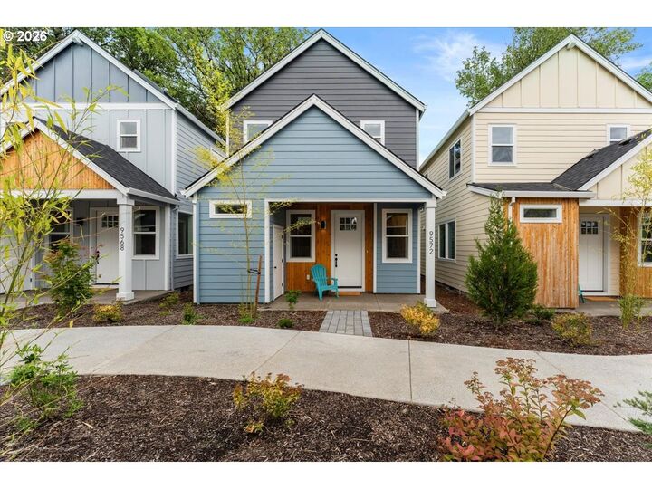 Property Photo:  9576 SW 91st Ave 7  OR 97223 