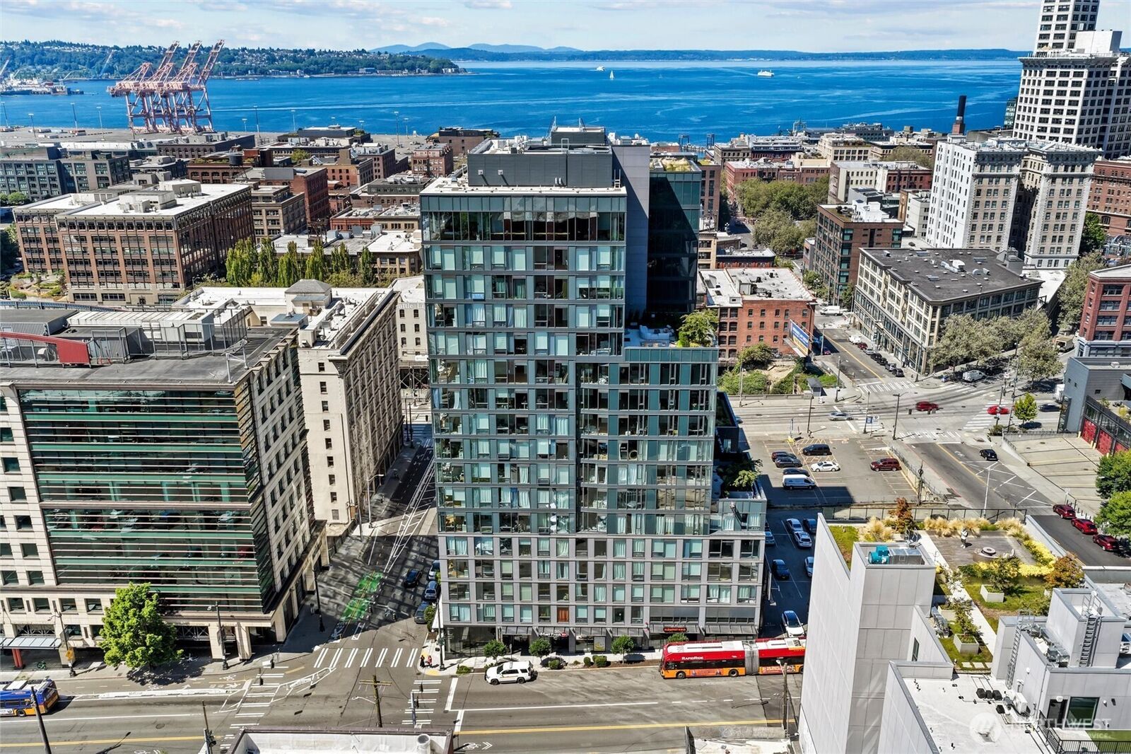 Property Photo: 405 S Main Street 811 WA 98104