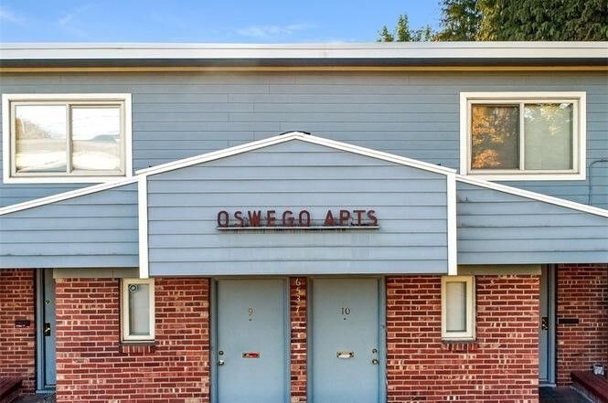 Property Photo: 6537 Oswego Place NE WA 98115