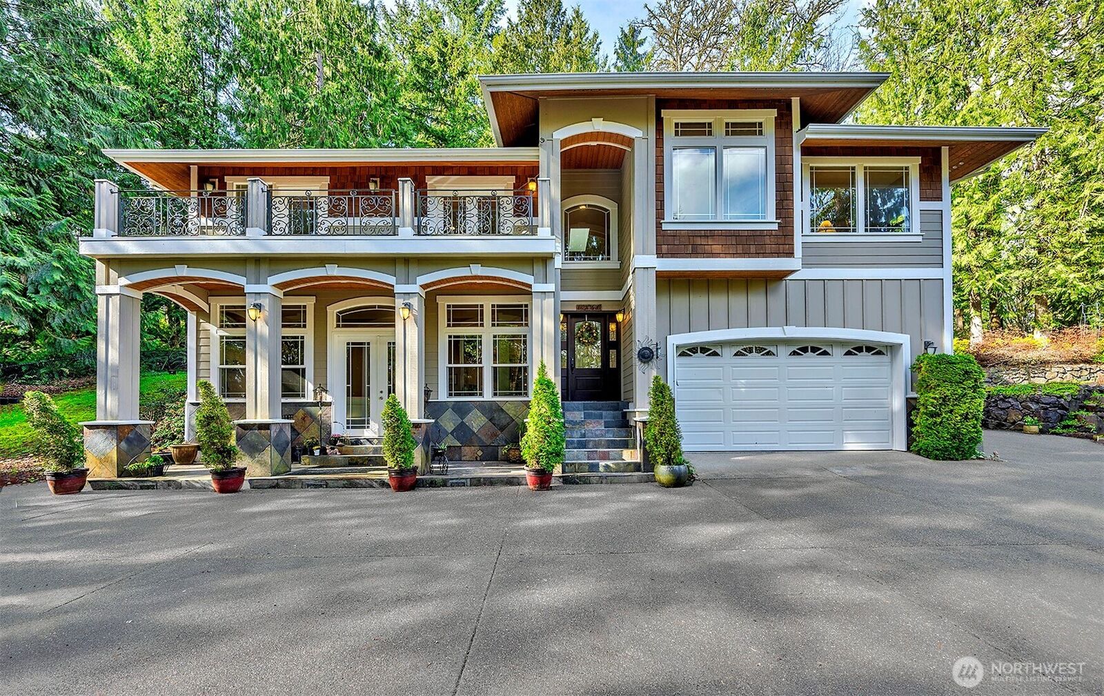 Property Photo:  5235  279th Avenue NE  WA 98053 