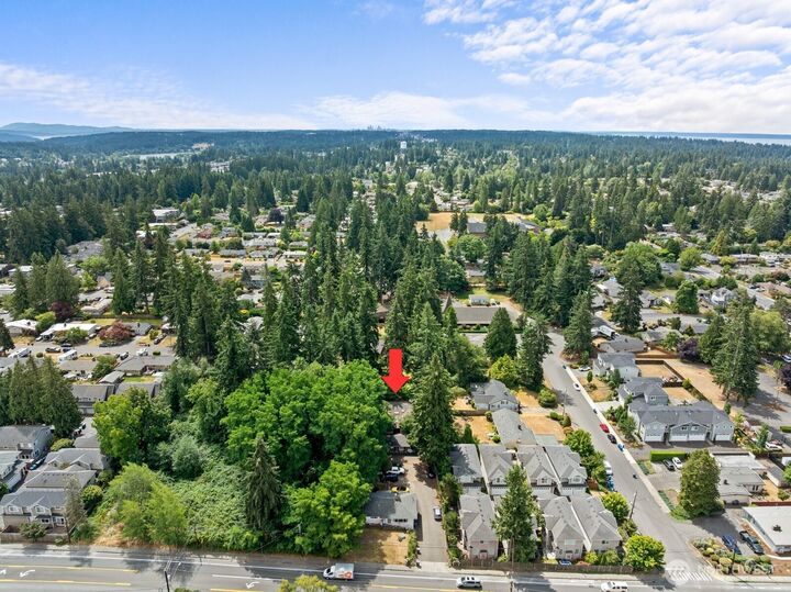 Property Photo:  8134  212th Street SW  WA 98026 