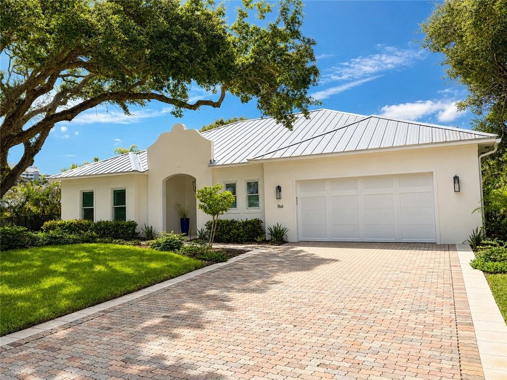 Property Photo:  766 Fiddlewood Road  FL 32963 