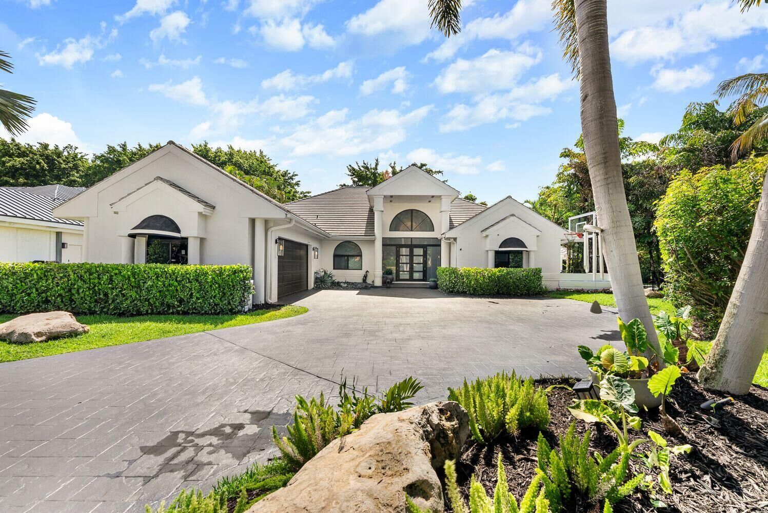 Property Photo:  1812 SW 17th Street  FL 33486 