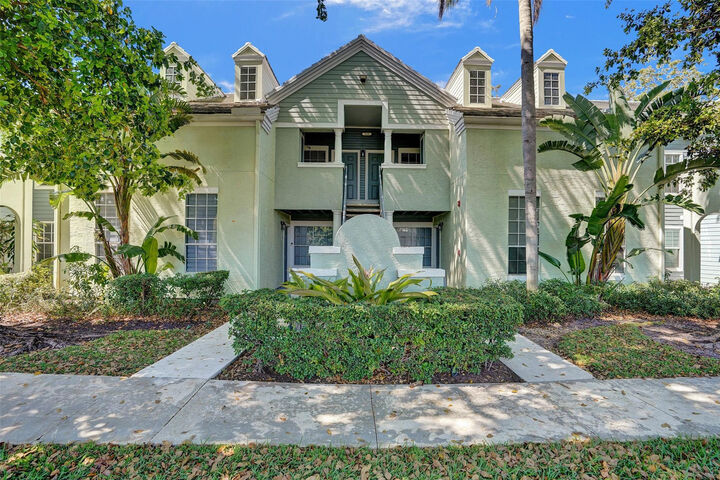 Property Photo:  1050 Crystal Way N  FL 33444 