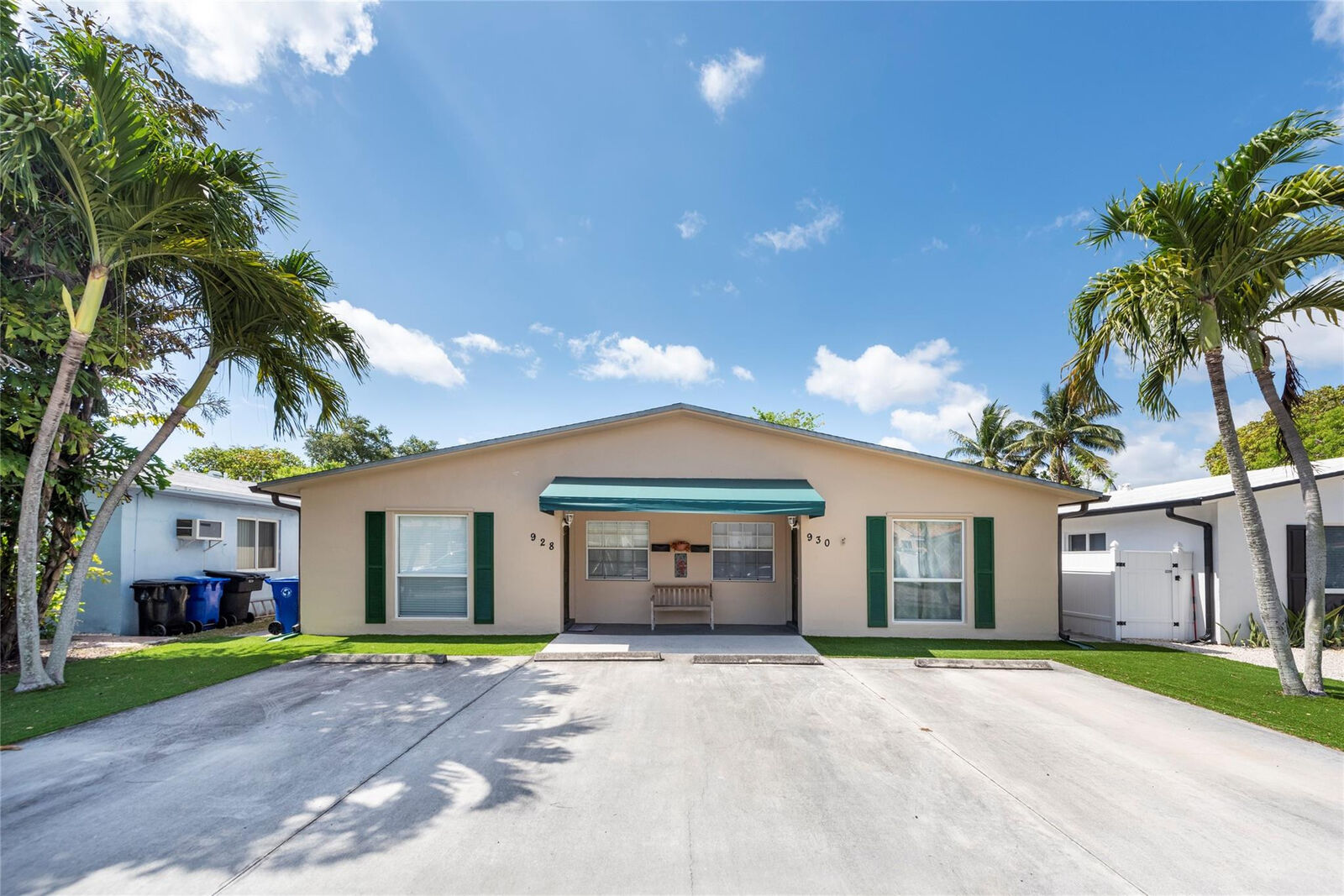 Property Photo:  930 Mandarin Isle  FL 33315 