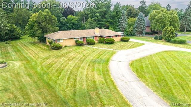 Property Photo:  1779 Orchard Lane  MI 48301 